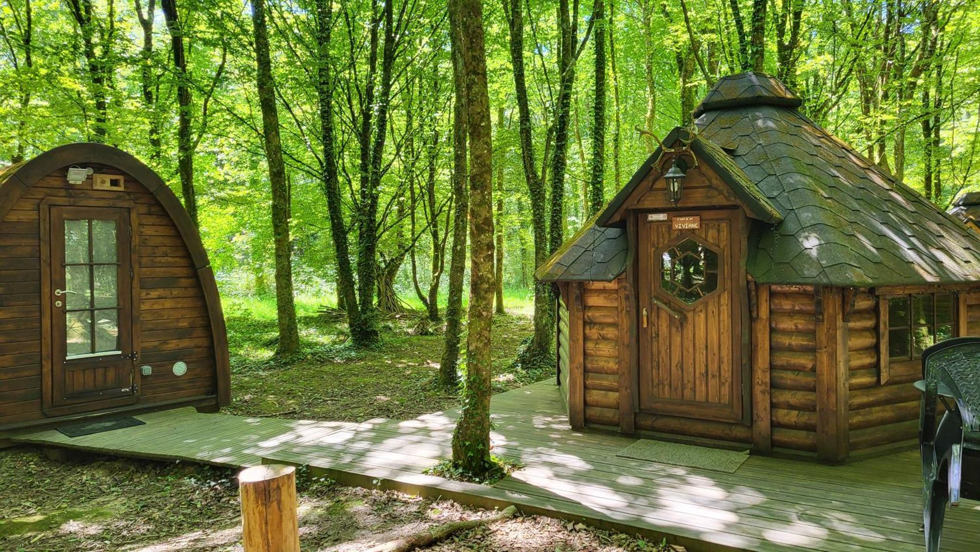 Le Domaine Insolite De Broceliande 뺑뽕 외부 사진