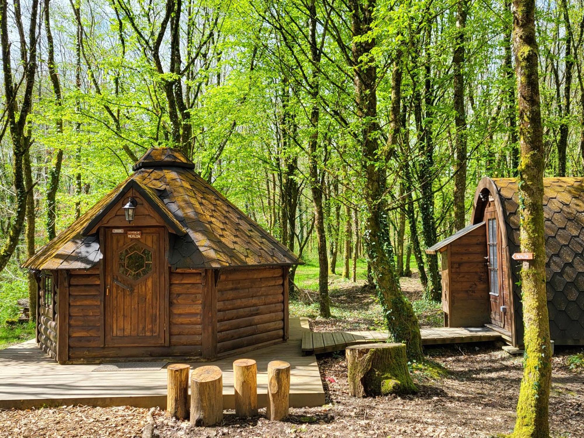 Le Domaine Insolite De Broceliande 뺑뽕 외부 사진